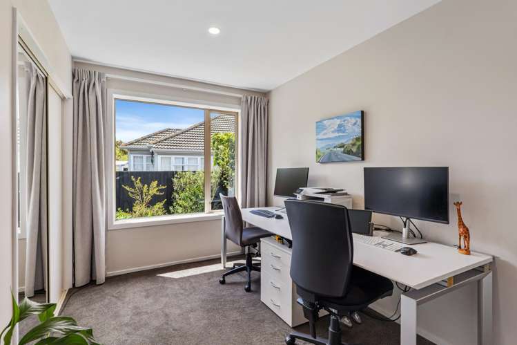 40 Pitcairn Crescent Bryndwr_15