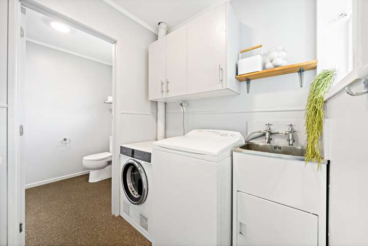 198 Captain Springs Road Onehunga_17