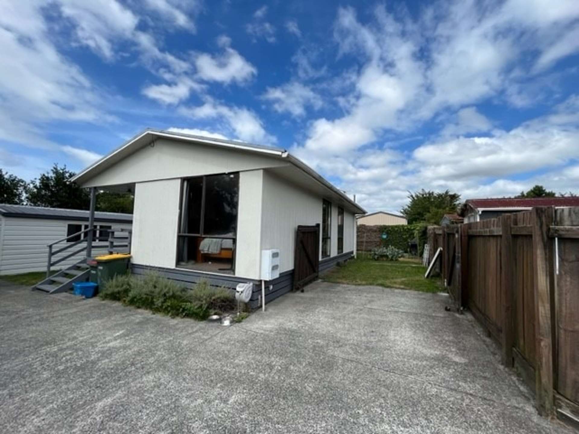 10B Ross Road 11073_0