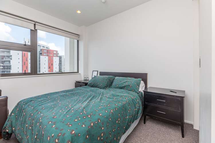 1501/18 Beach Road Auckland Central_13