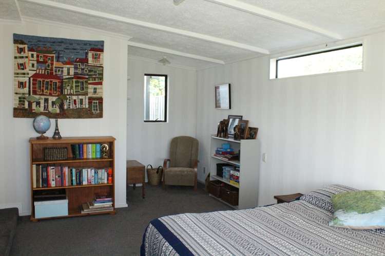 135 Great North Road Winton_10