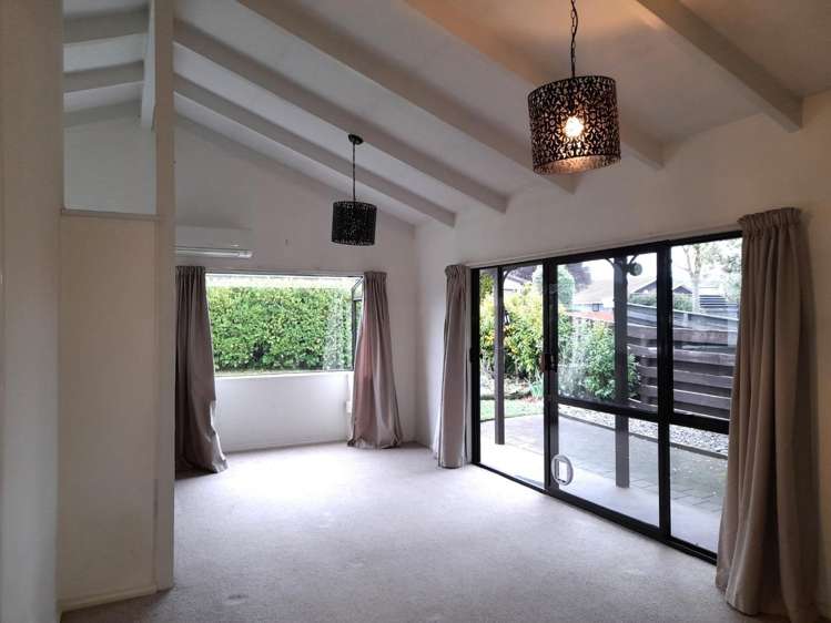 1 Tamatea Road 11209_2