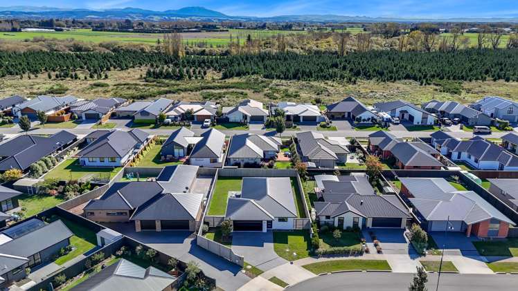 5 Helicon Street Pegasus_19