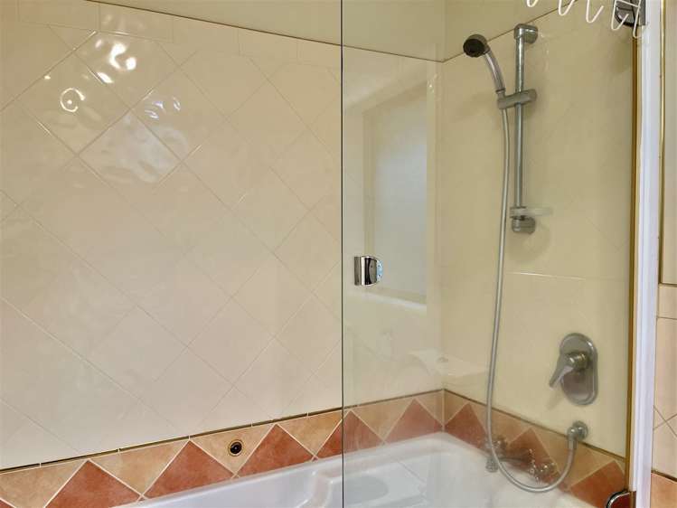 46a West Coast Road Glen Eden_23