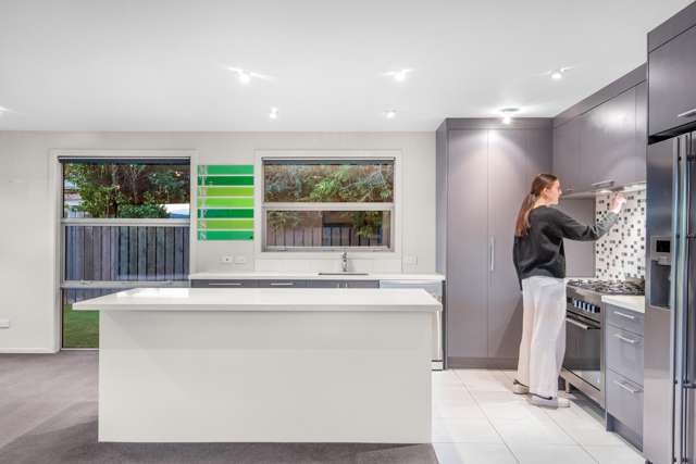 10 William James Close Mosgiel_2