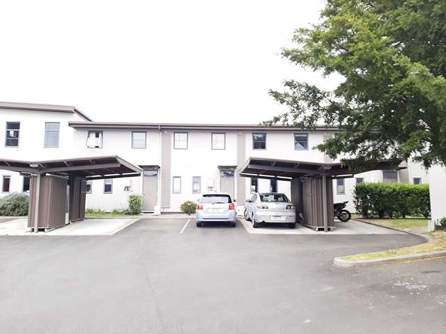 Popular townhouse in a great location