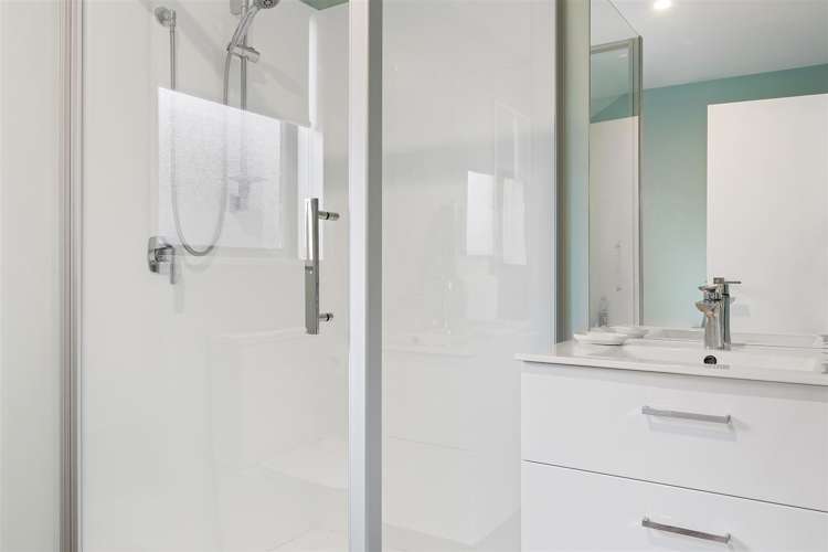 16 Quinn Crescent Woodend_13