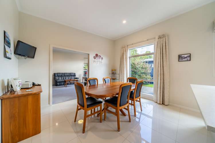17 Parkwood Grove Trentham_9
