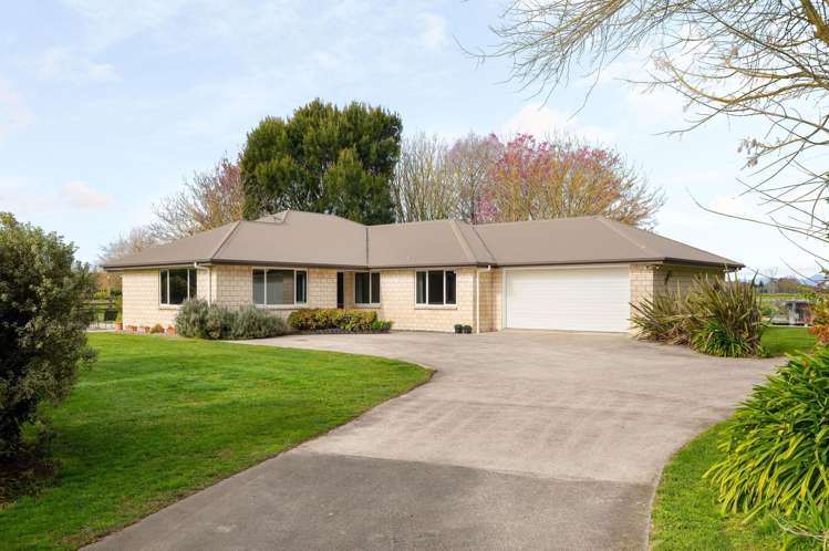 186b Holland Road Puketaha_28