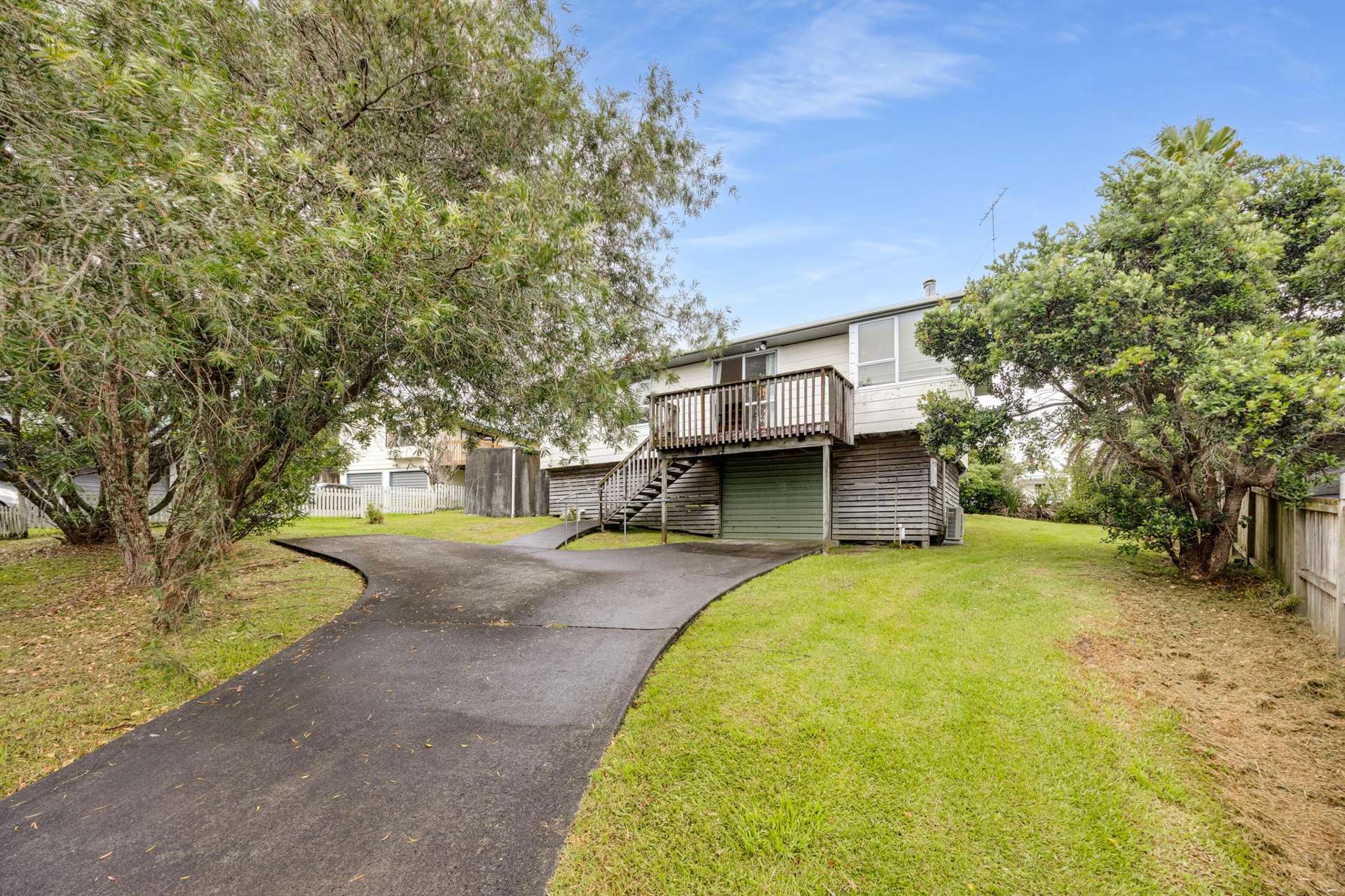 10A Cedar Terrace Stanmore Bay_0
