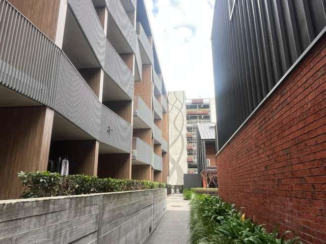 Modern City Centre Apartment!