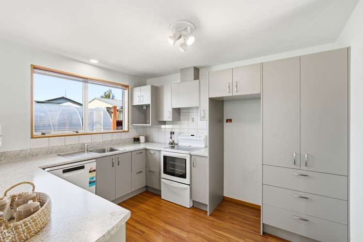 83 Vivian Street_5