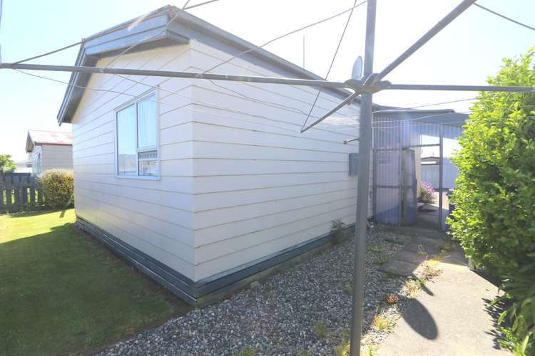 2/246 Crinan Street Appleby_22