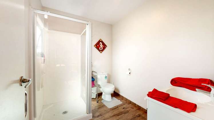 480b Onewhero-Tuakau Bridge Road Onewhero_11