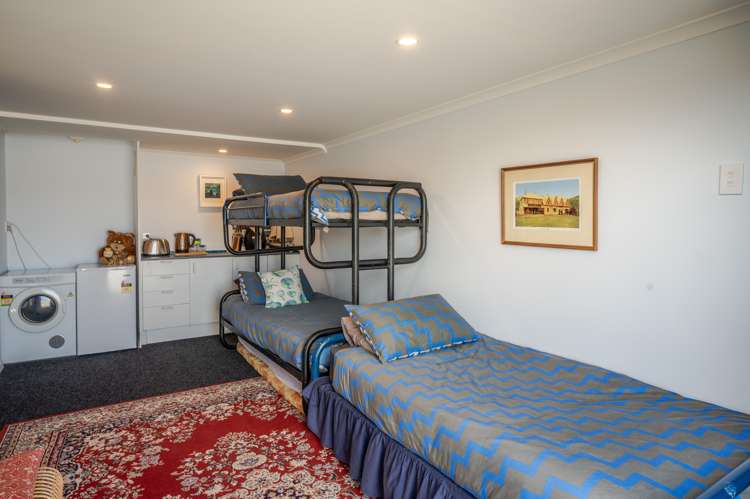 17 Penlington Place Akaroa_26