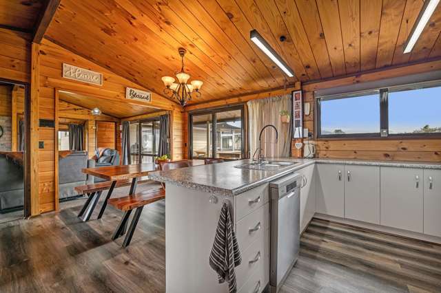 11A Warwick Road Stratford_4