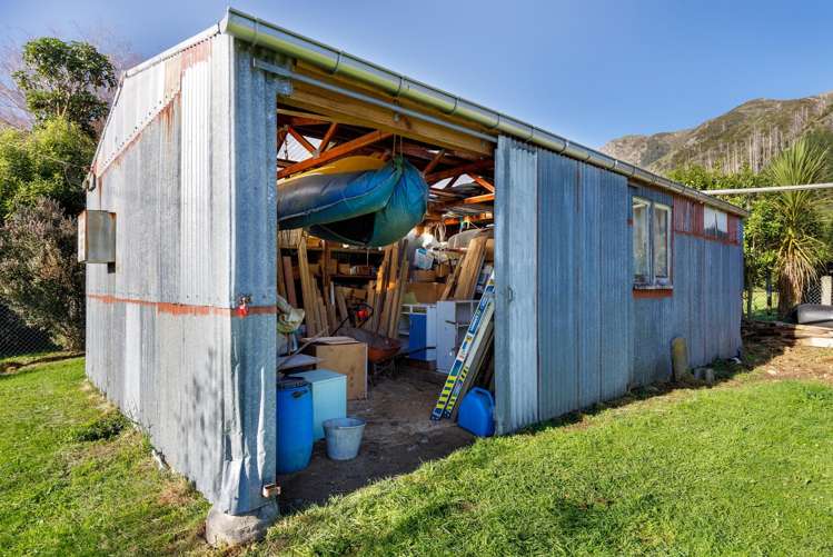 10 Phillips Road Ngakuta Bay_16