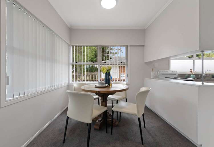 1/8 Edgewater Drive Pakuranga_6