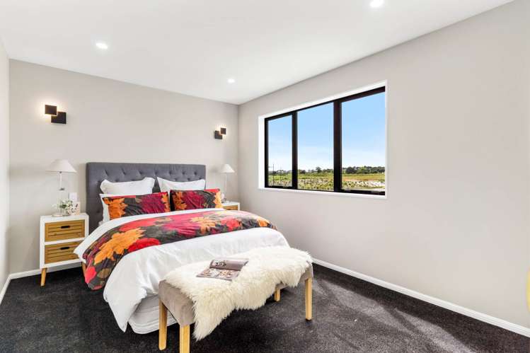 6 Ritetai Street Clarks Beach_14