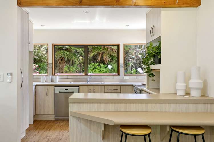 38 Arrowsmith Avenue Waipahihi_7