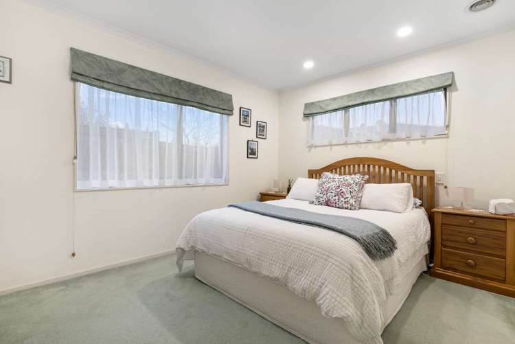 55 Basley Road Owhata_16