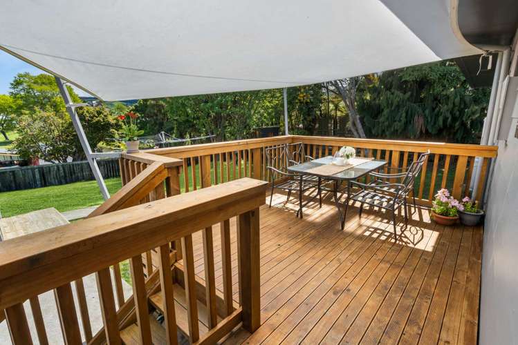 18 Joanne Crescent Pukehangi_13