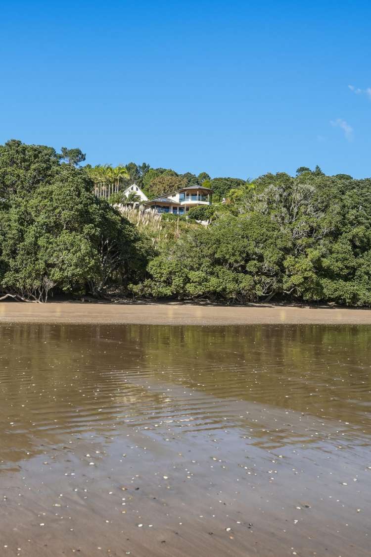 61 State Highway 10 Coopers Beach_32