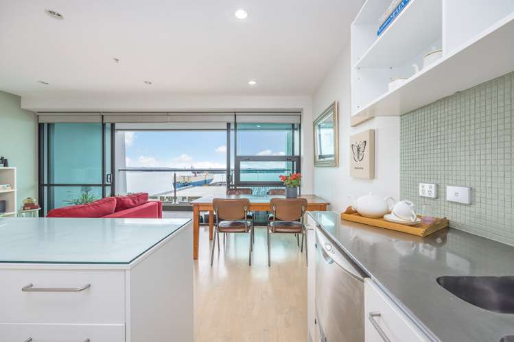 1408/18 Beach Road Auckland Central_14