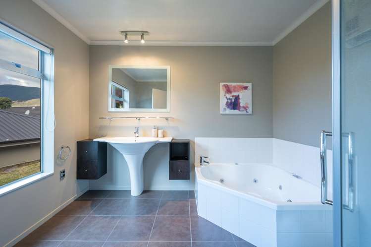12 Lobank Place Richmond_19
