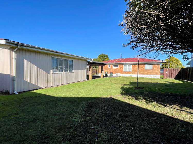 79 Rosehill Drive Papakura_10