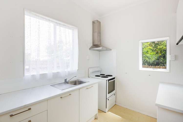 2 Landsdown Court Roslyn_3