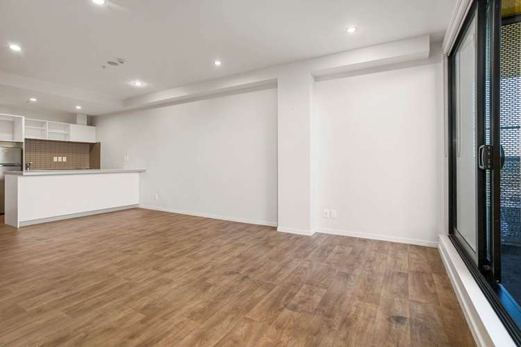 707/20 Mccrae Way New Lynn_2