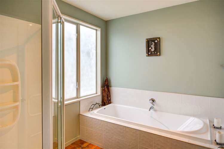 17 Kiwi Avenue Waikuku Beach_8