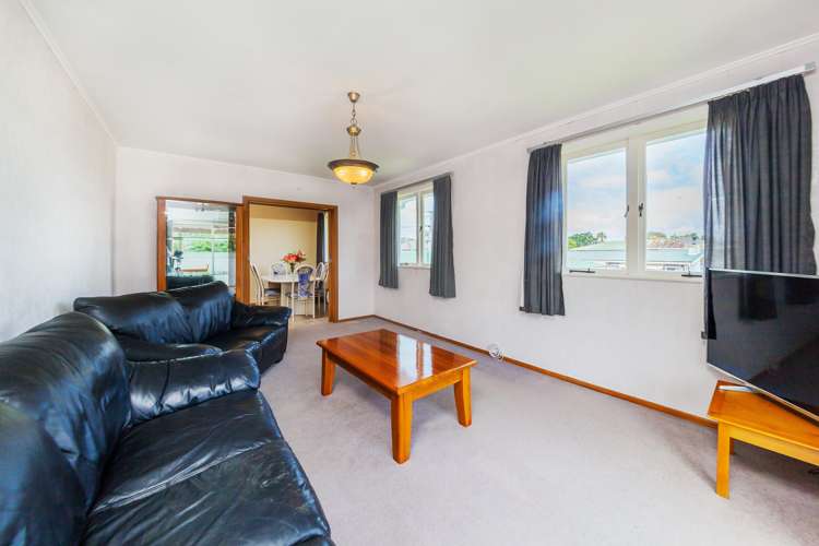 5 Maui Pomare Street Blockhouse Bay_4