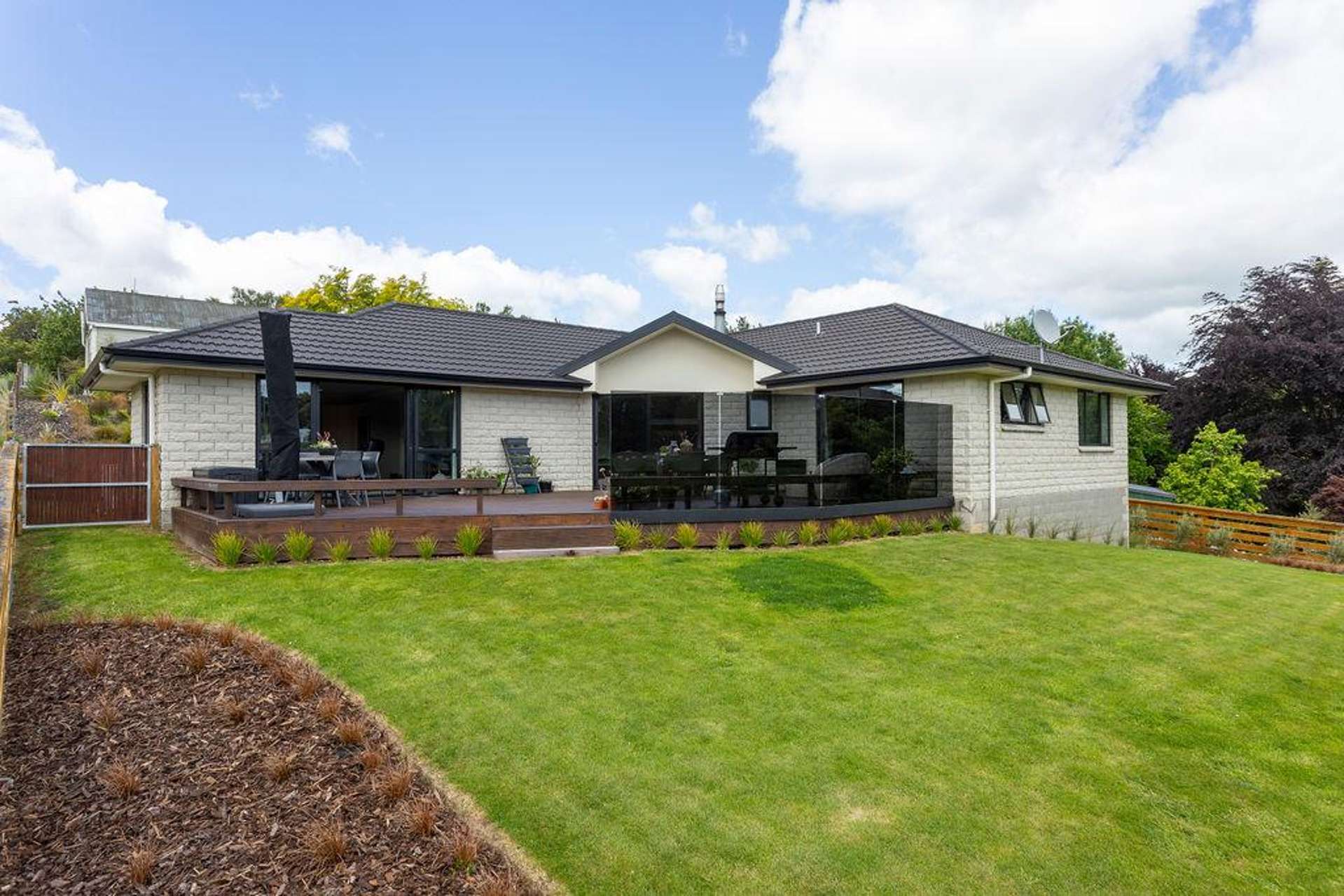 15B Edward Street Dannevirke_0