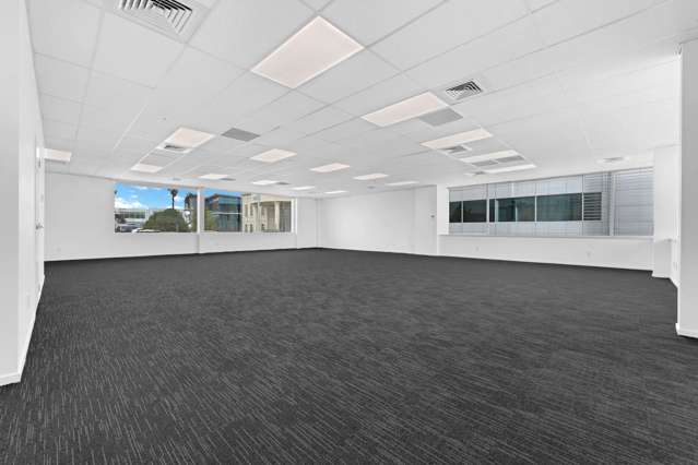 Unit 4/49 Apollo Drive Rosedale_2