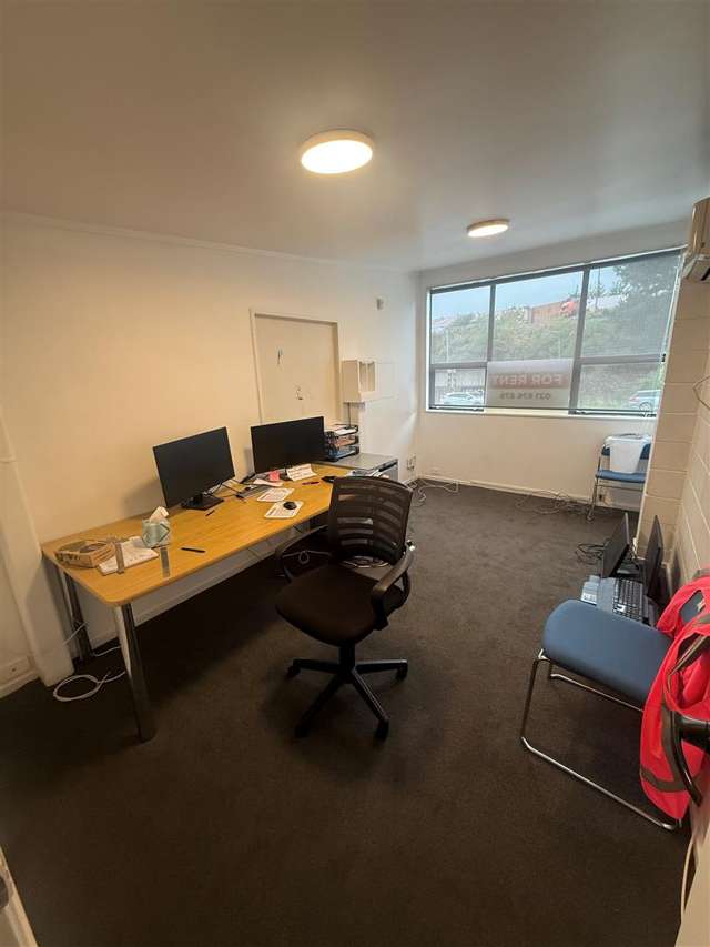 1A, 10 Broken Hill Road Kenepuru_4