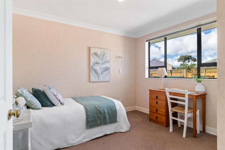 5 Margaret Place Lytton West_17