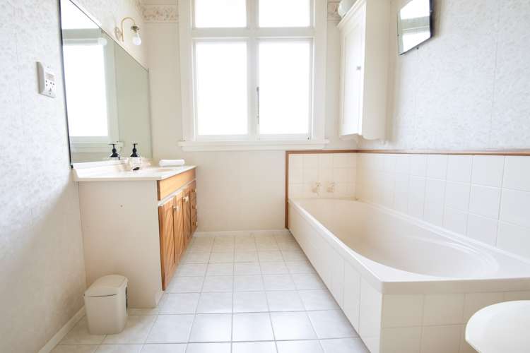 44 Kennedy Road Napier South_13