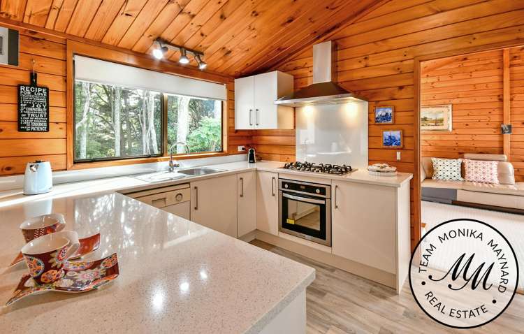 7 Hakea Place Totara Heights_9