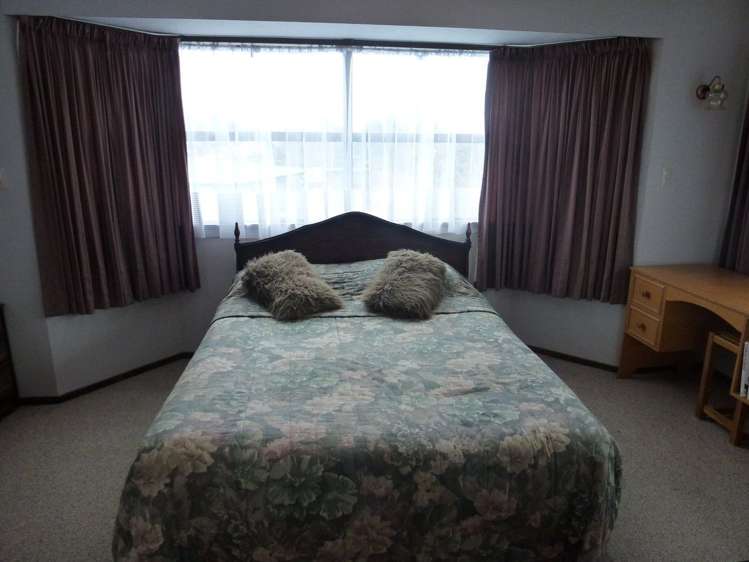 145 Tarbert Street Alexandra_11