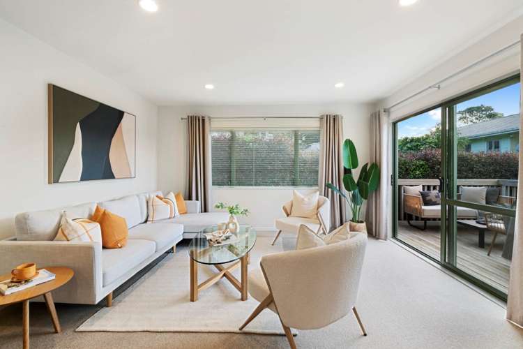 2/253 Wairau Road Totara Vale_7