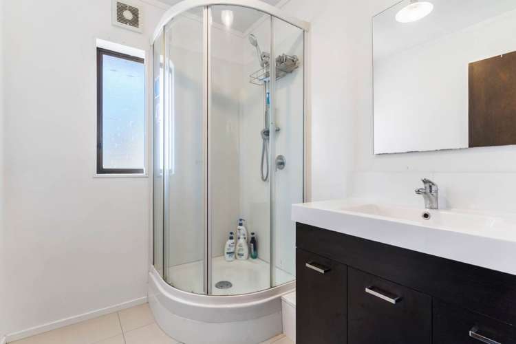 3/30 Islington Avenue New Lynn_10