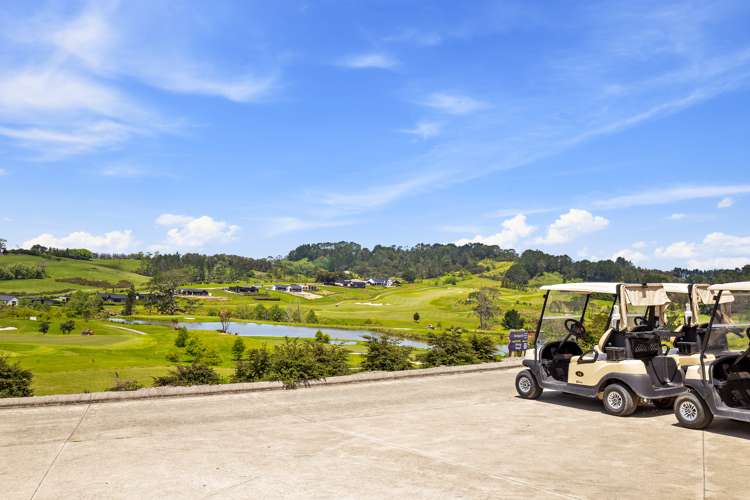 63 Grayson Road Wainui_8