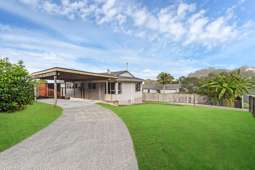 Home & Income Opportunity - Versatile Living