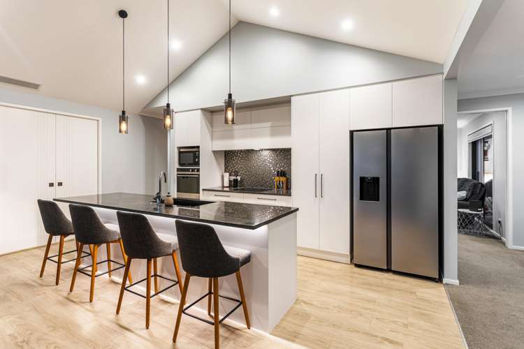 22 William Blake Way Riverhead_5