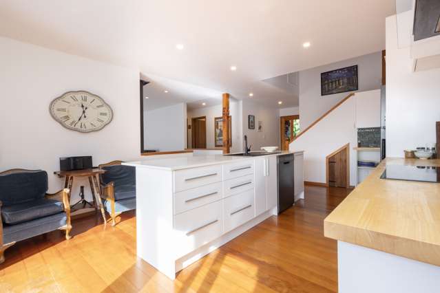 156 Piha Road Piha_4