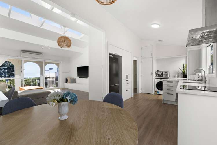 2/24 Charles Street Westshore_8