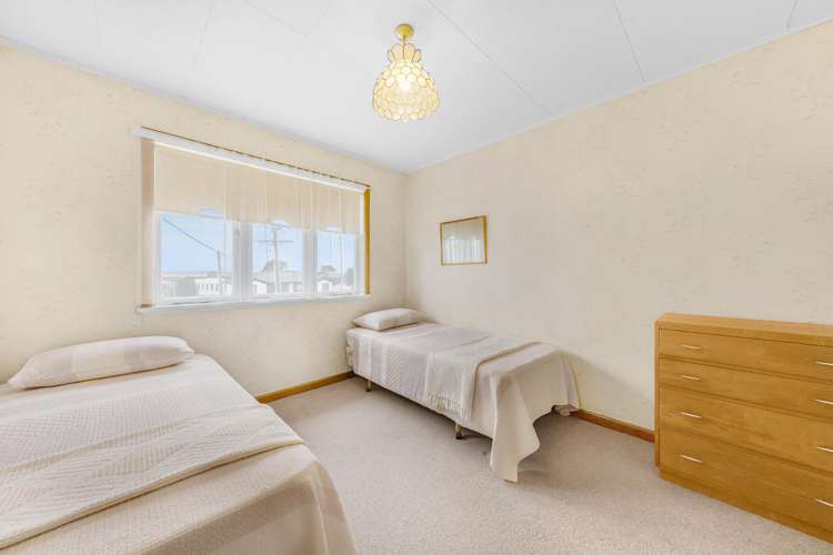 5 Valron Road Te Atatu South_14