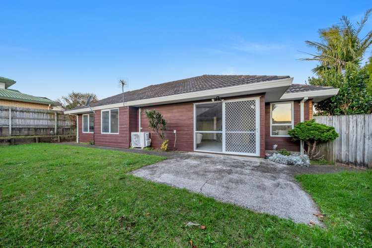 3/7 Frost Road Mt Roskill_11